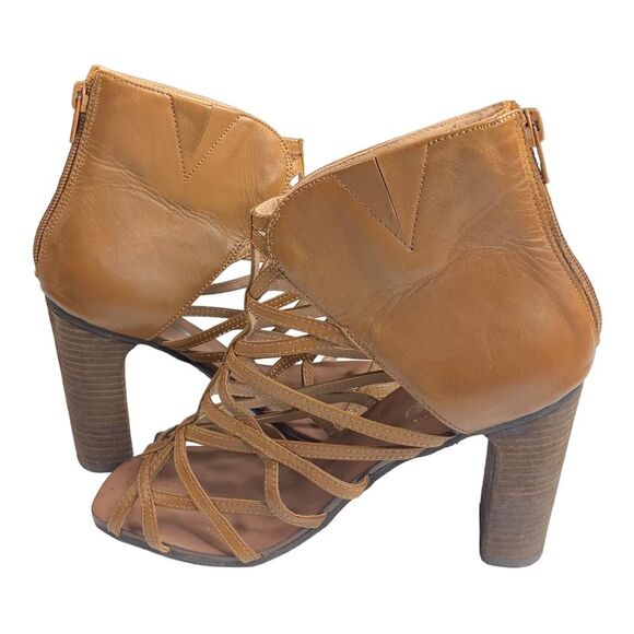 Free People Jeffrey Campbell Gladiator look Leather Block Heels Size 8M Brown - Picture 3 of 9
